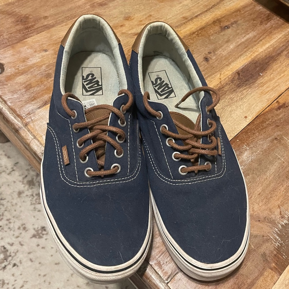 Men’s Navy blue vans size 11.5